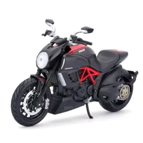 Black Ducati Diavel Carbon  1:12 Scale Bike by Maisto