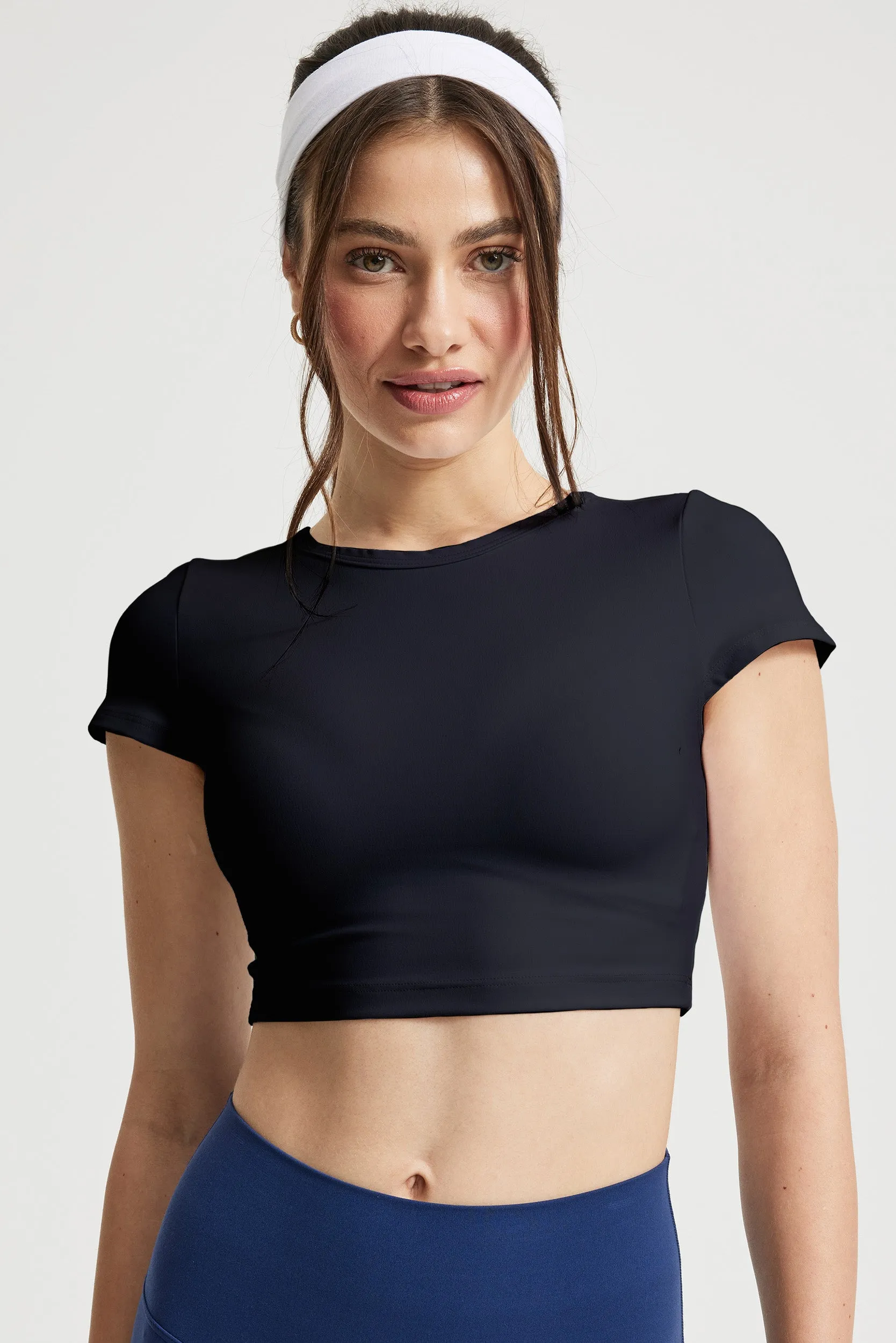 Studio Cropped Active Tee