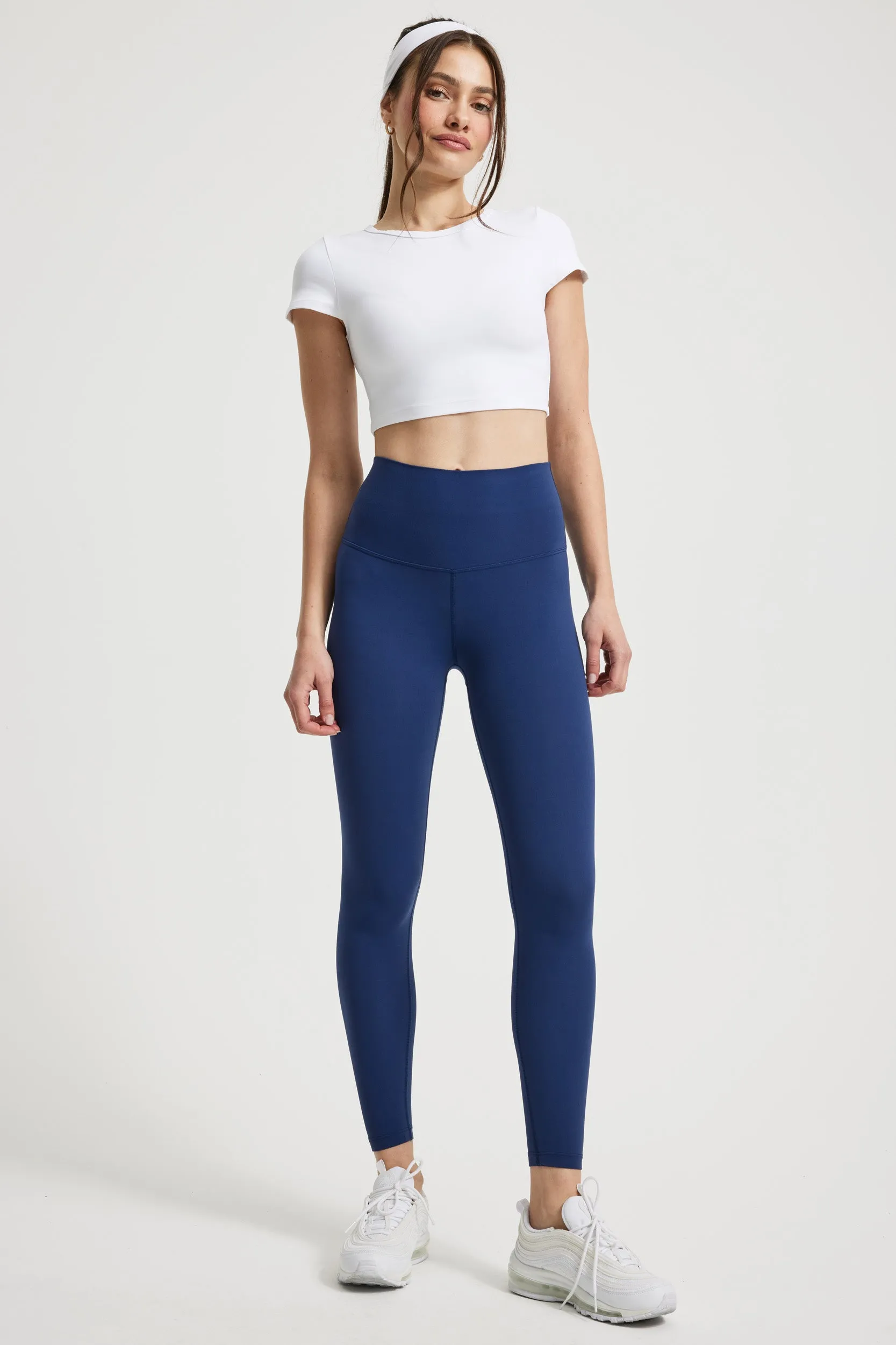 Studio Cropped Active Tee